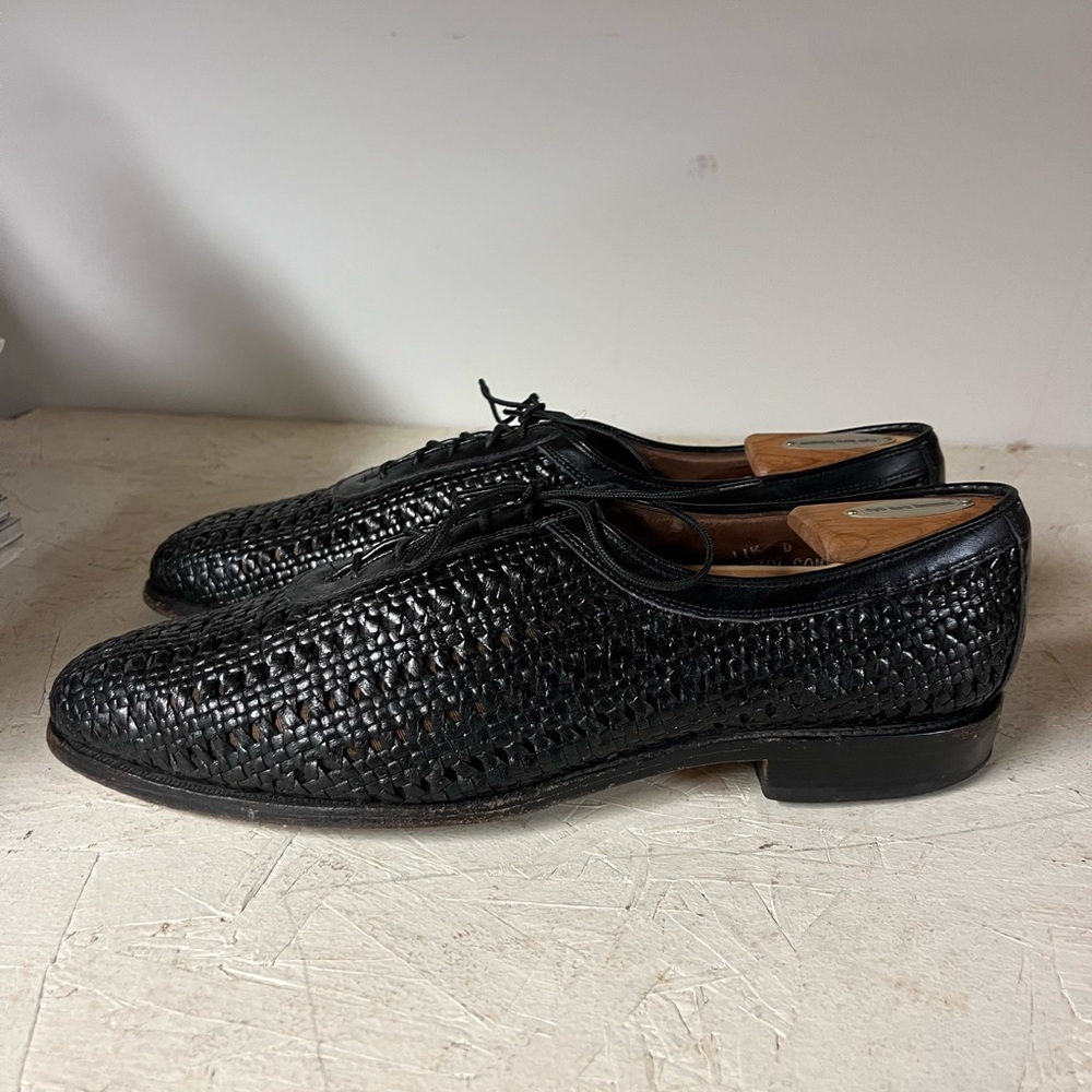 Allen Edmonds black woven dress shoes - size 11.5 D